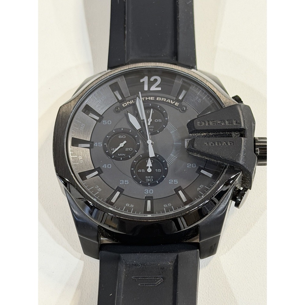 DIESEL MEGA CHIEF MEN'S LARGE DIAL BLACK SILICONE CHRONOGRAPH WATCH w/Box DZ4378